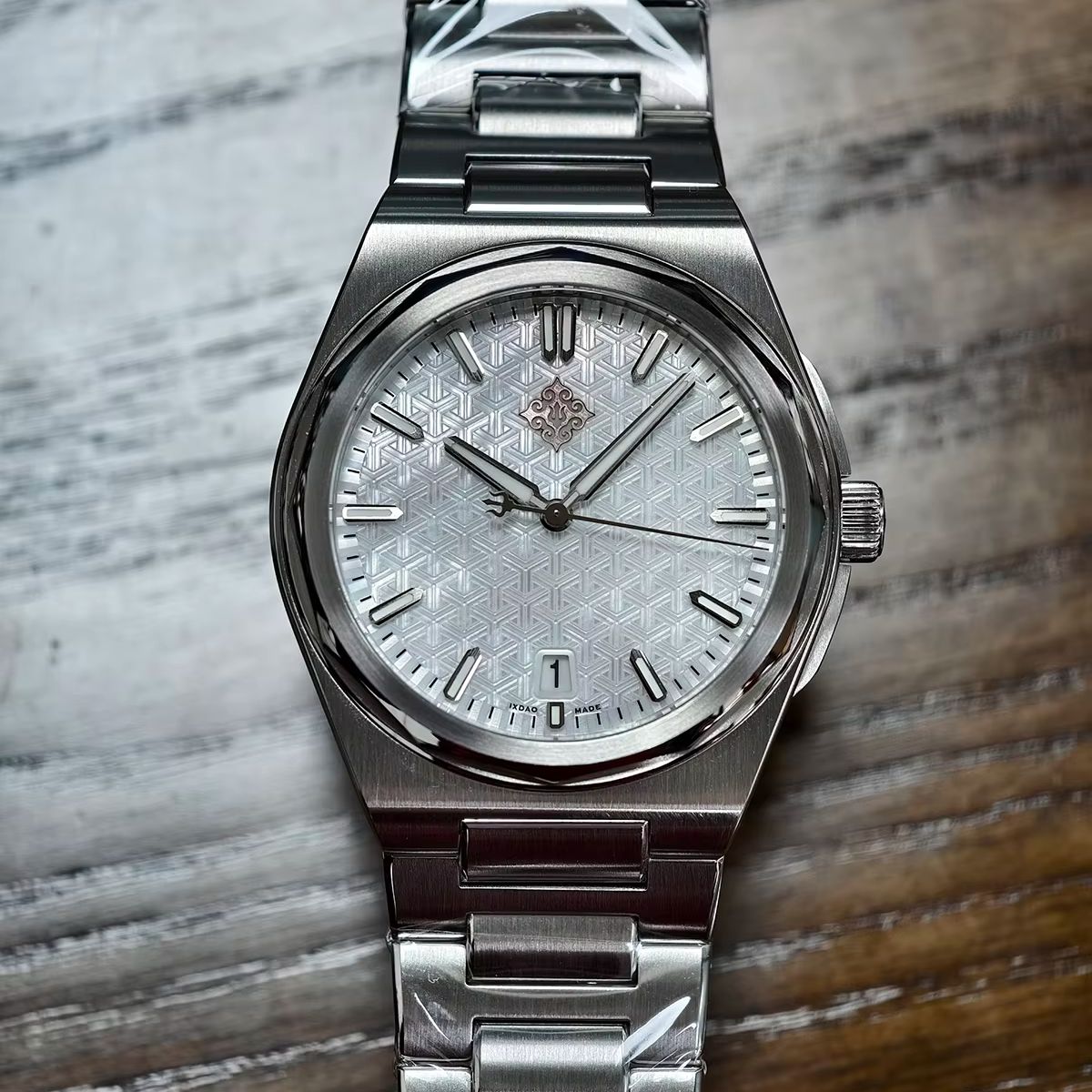IX&DAO 2026 New Warrior 37mm M - Seiko Watch Presage recension och pris